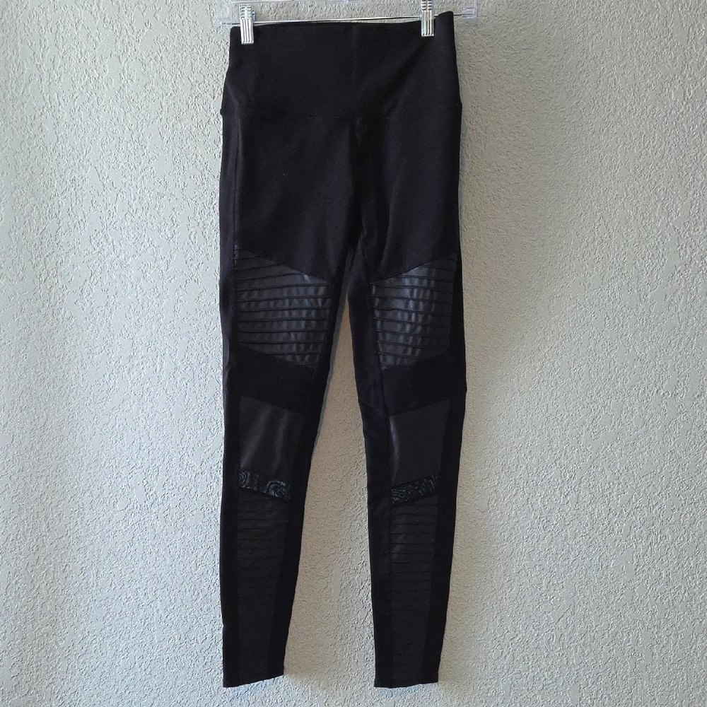 ALO Yoga Black Leggings